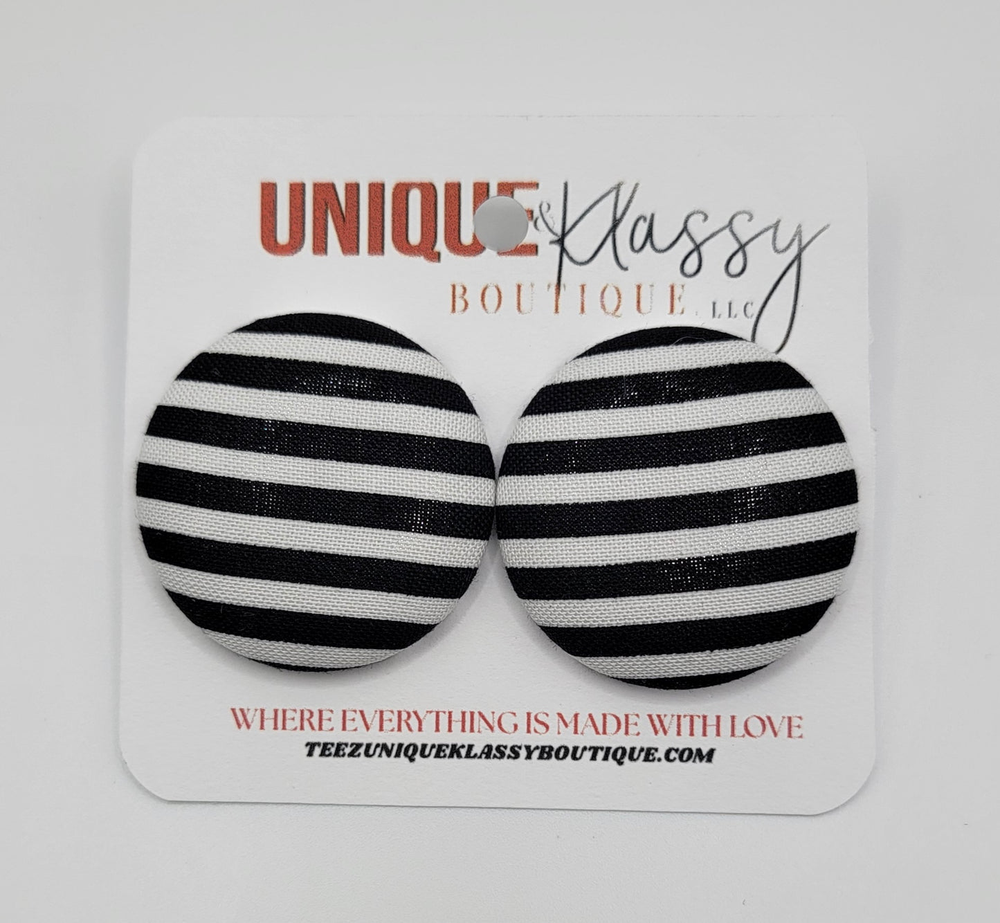 ❤️Teez Unique & Klassy Large Fabric Button Earrings❤️