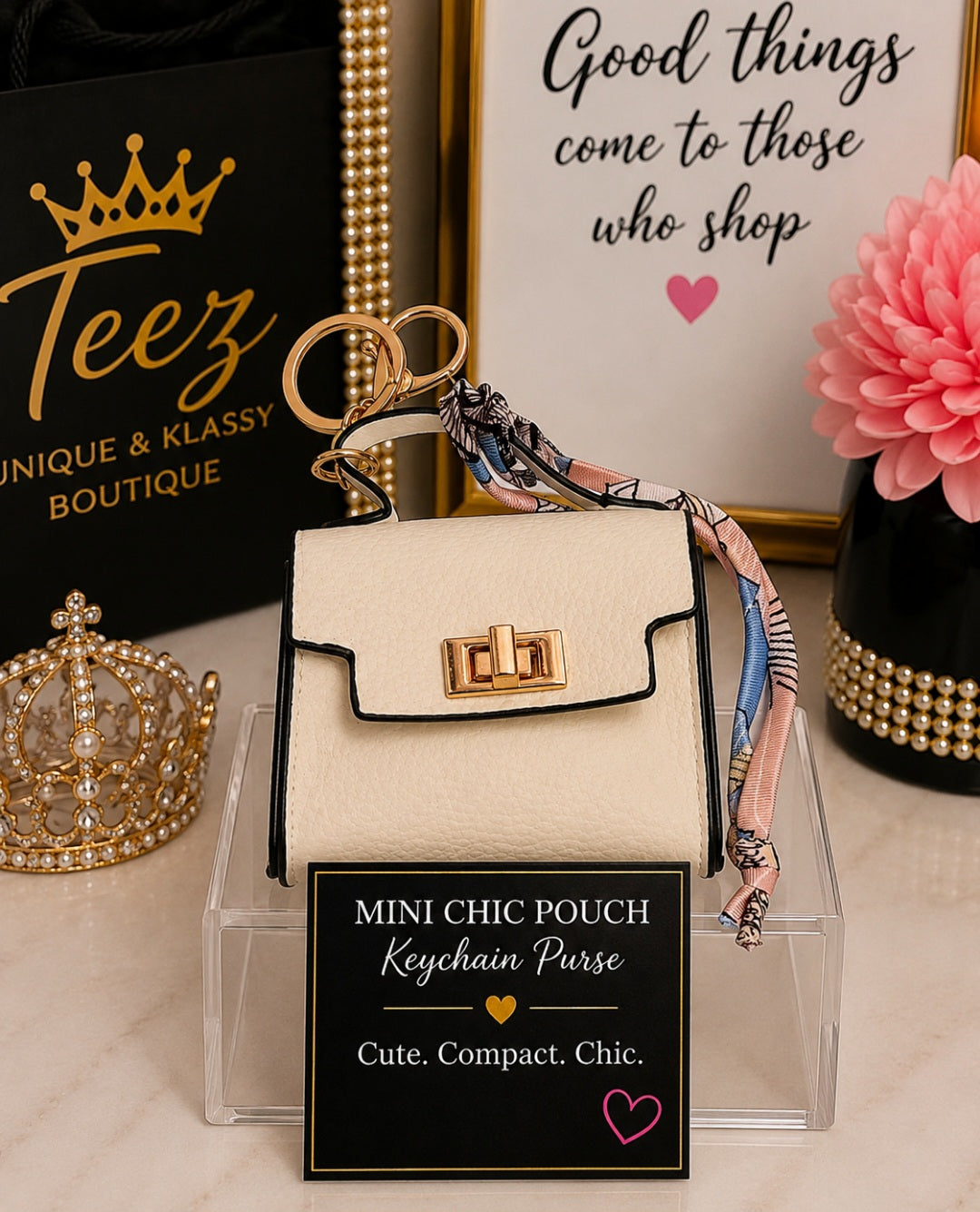 ❤️Teez Unique & Klassy Mini Chic Pouch Keychain Purses❤️