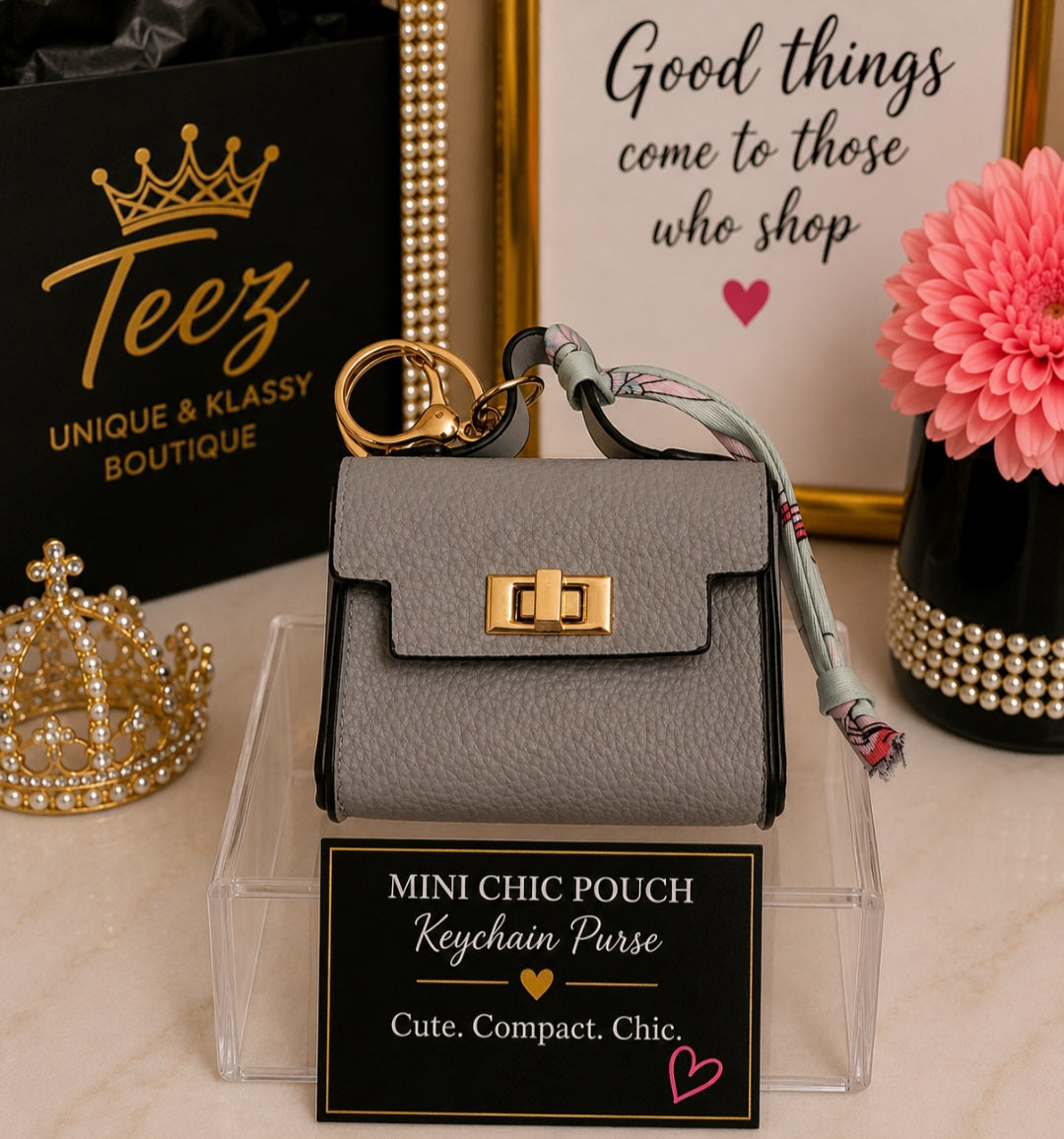 ❤️Teez Unique & Klassy Mini Chic Pouch Keychain Purses❤️