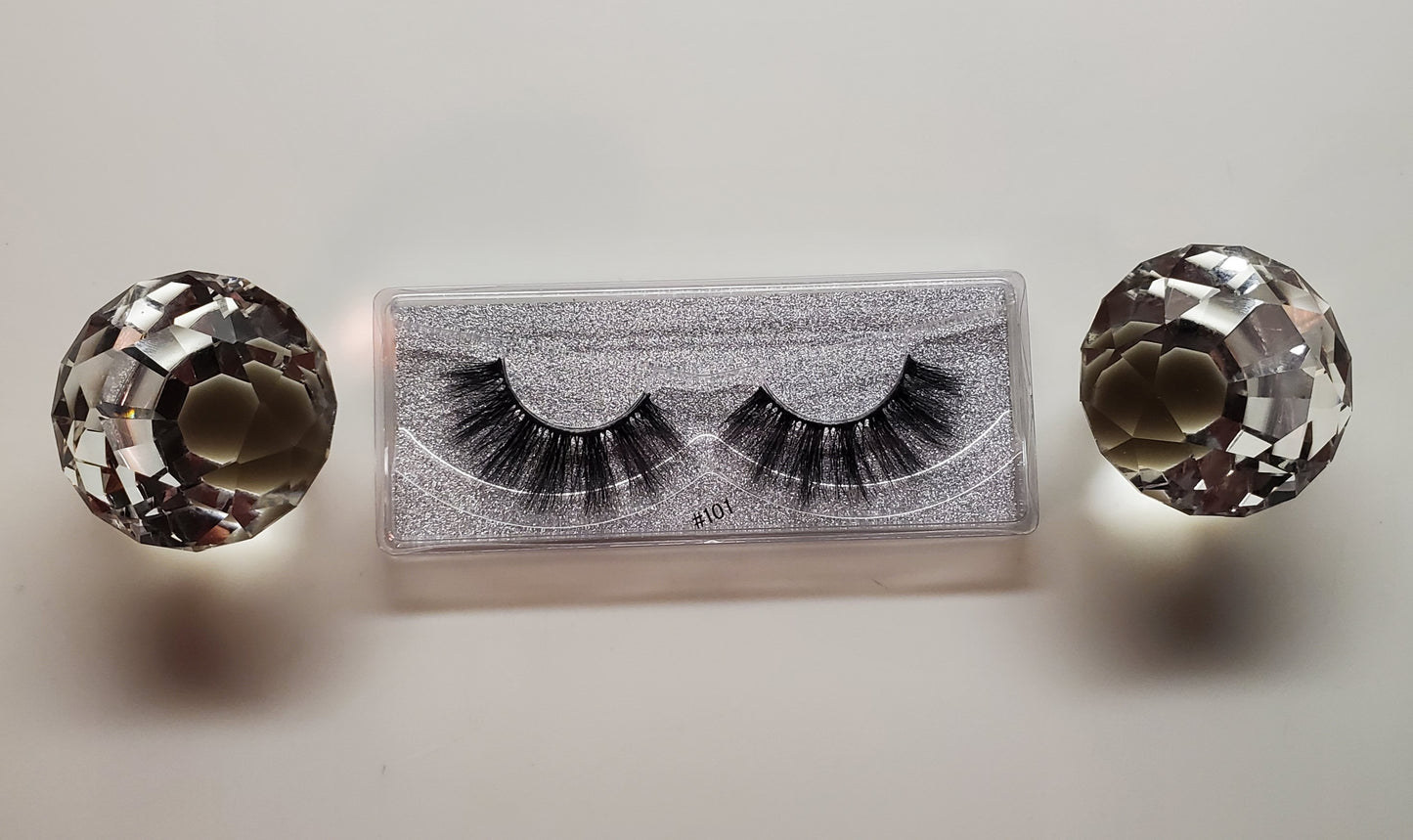 ❤️Teez Unique & Klassy Bougie But Elefant Lashes❤️