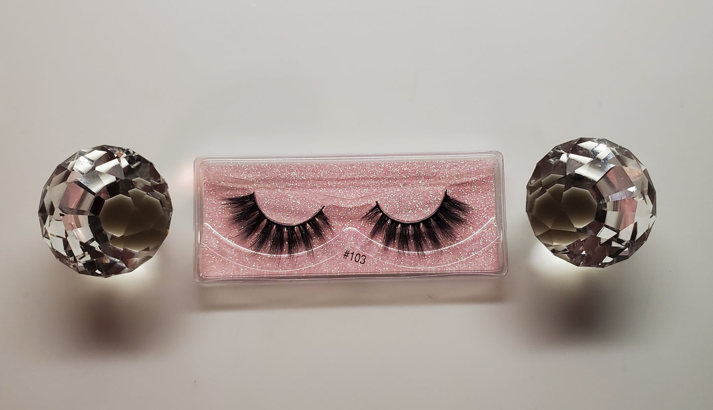 ❤️Teez Unique & Klassy Bougie But Elefant Lashes❤️