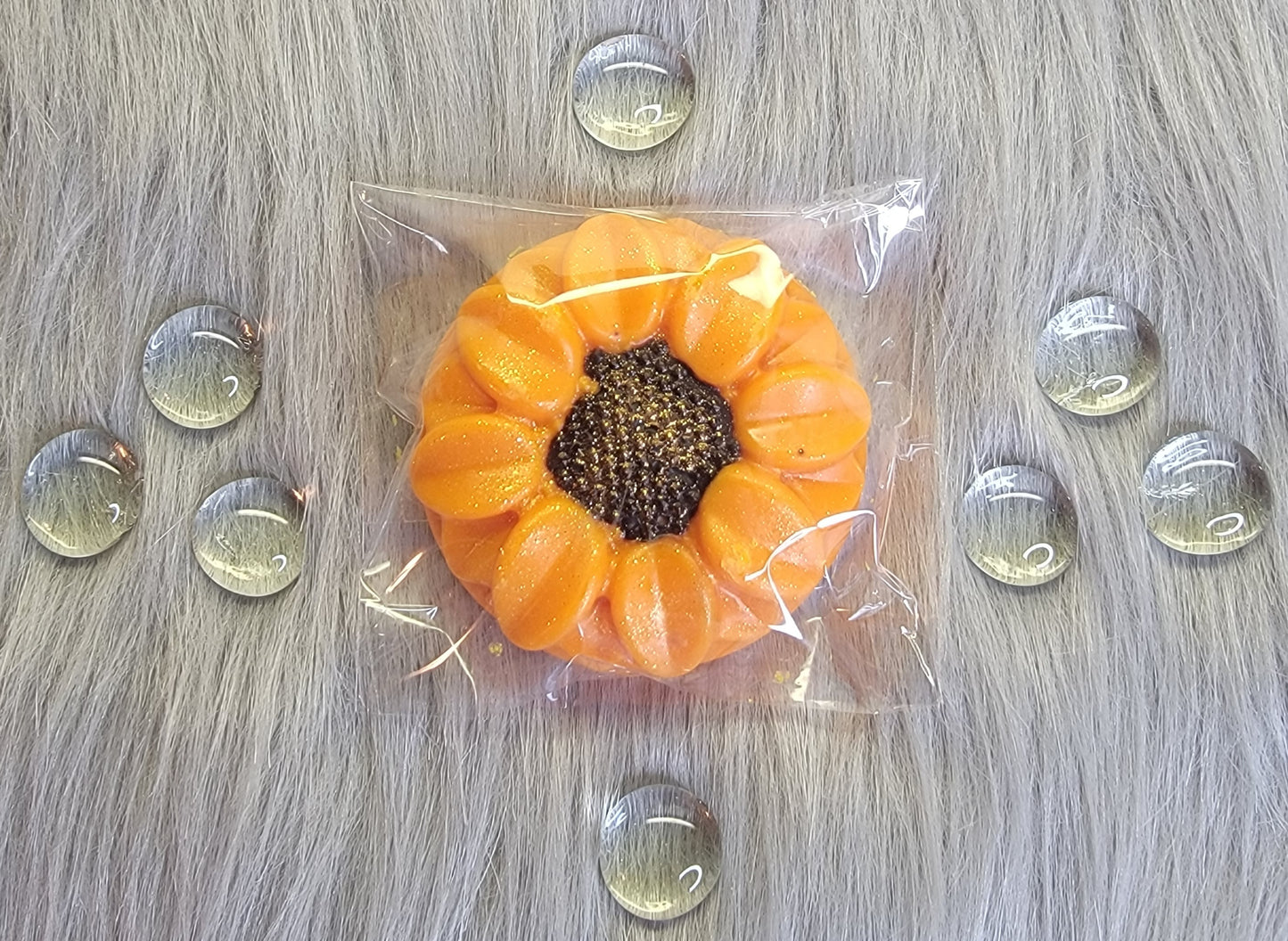 ❤️Teez Unique & Klassy Made With Love Sunflower Wax Melts❤️